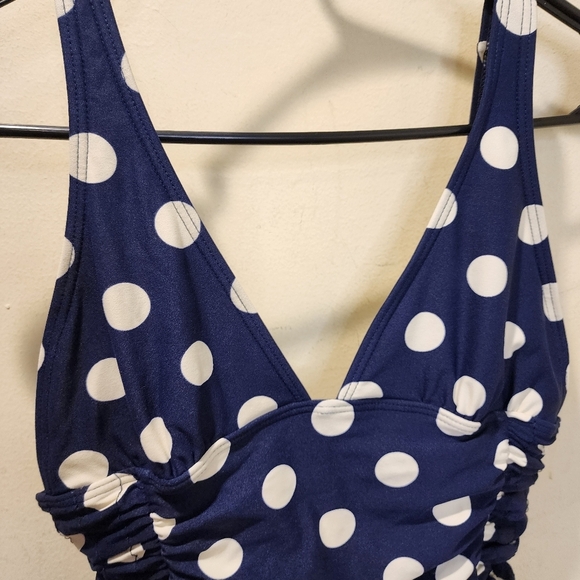 DKNY women's Navy Blue One Polka Dot  Piece Swimmer size 7 - Picture 3 of 10